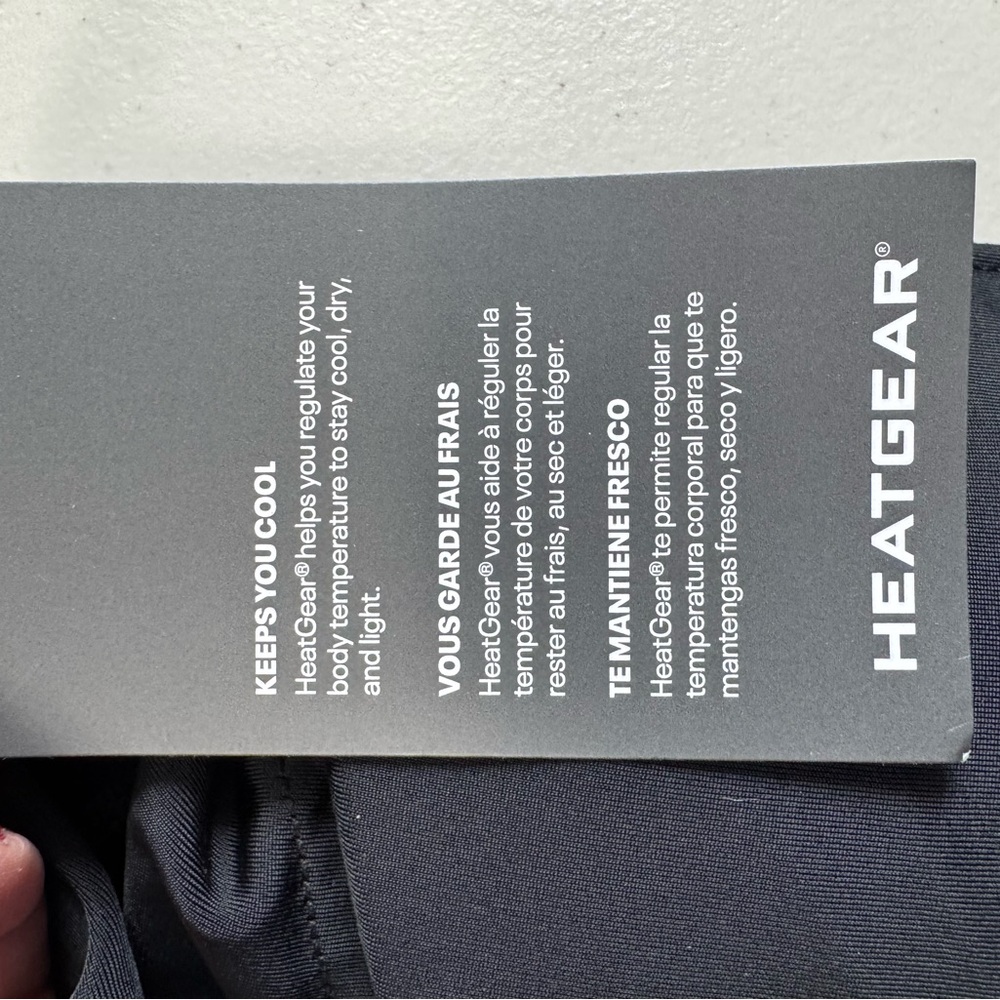 Under Armour kid’s Black Padded football Pants - Picture 5 of 5